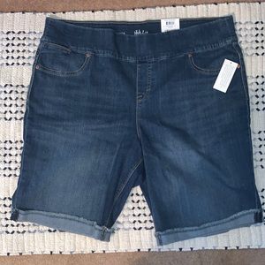 Macy’s Style Co plus denim Bermuda shorts sz 20